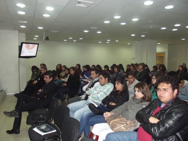 Lanzamiento RadioHistoriaUdla