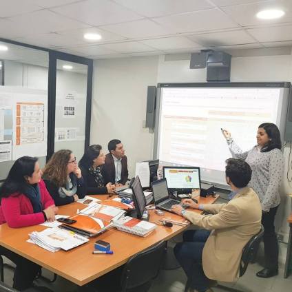 34207316_10216743621083308_4260121405988798464_n